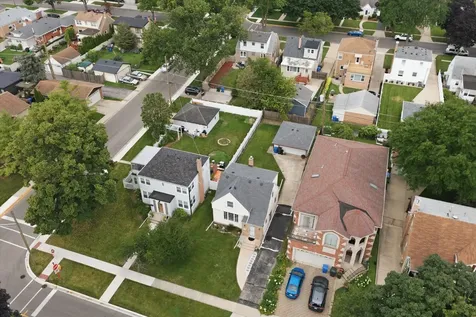 5108 North Octavia Avenue Harwood Heights IL 60706