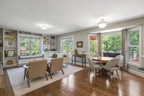 502 West Witchwood Lane Lake Bluff IL 60044
