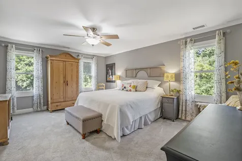 502 West Witchwood Lane Lake Bluff IL 60044