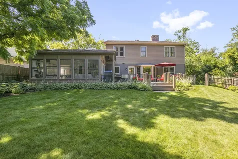 502 West Witchwood Lane Lake Bluff IL 60044