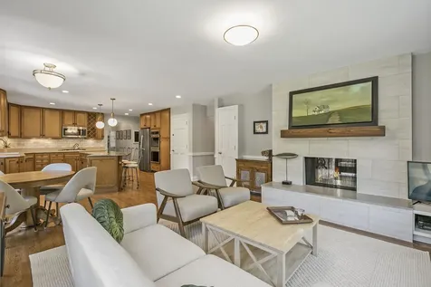 502 West Witchwood Lane Lake Bluff IL 60044