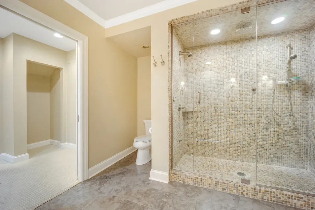 120 East 8th Street Hinsdale IL 60521