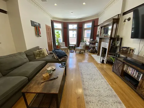 3309 North Clark Street Chicago IL 60657