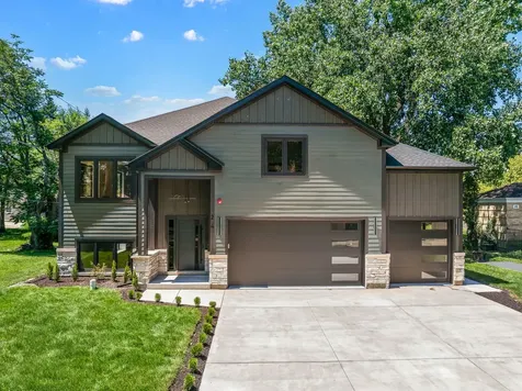24 North Greenwood Avenue Palatine IL 60074