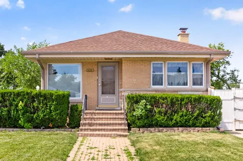 9228 Robinson Avenue Franklin Park IL 60131