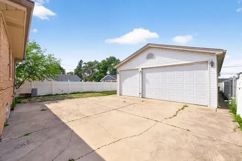 9228 Robinson Avenue Franklin Park IL 60131