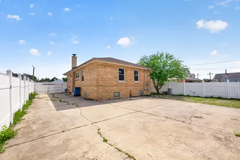 9228 Robinson Avenue Franklin Park IL 60131