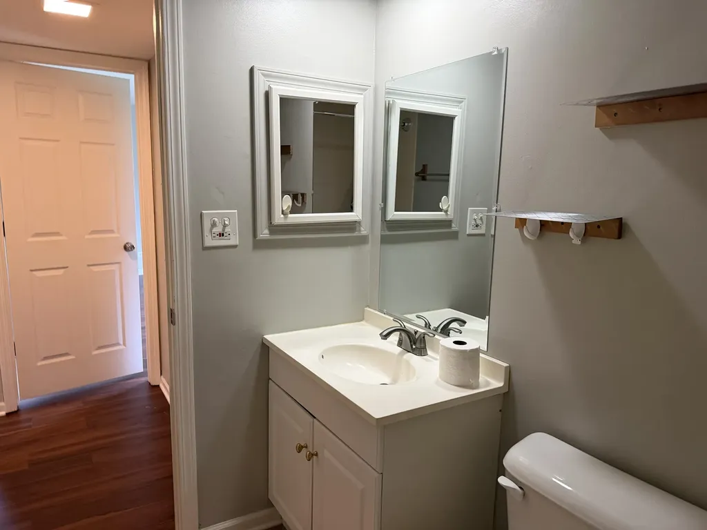 4424 Euclid Avenue Rolling Meadows IL 60008