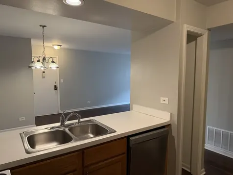 4424 Euclid Avenue Rolling Meadows IL 60008