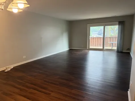 4424 Euclid Avenue Rolling Meadows IL 60008