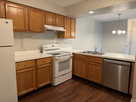 4424 Euclid Avenue Rolling Meadows IL 60008