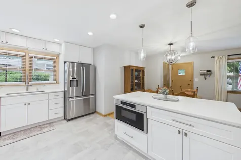 203 South Edward Street Mount Prospect IL 60056