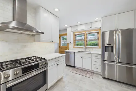 203 South Edward Street Mount Prospect IL 60056
