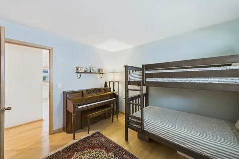 203 South Edward Street Mount Prospect IL 60056