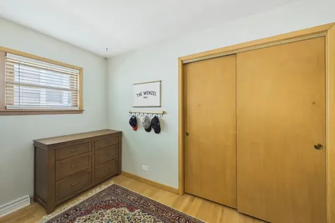 203 South Edward Street Mount Prospect IL 60056