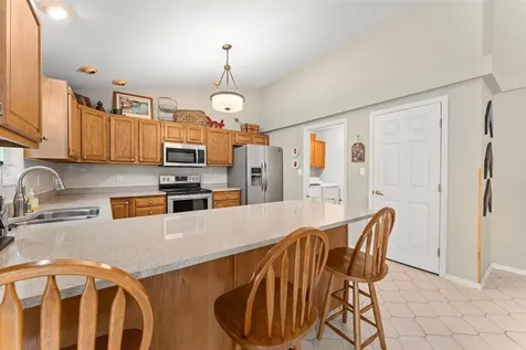 1108 Beaver Creek Lane Mahomet IL 61853