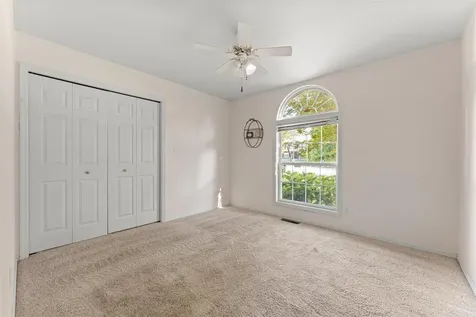 1108 Beaver Creek Lane Mahomet IL 61853