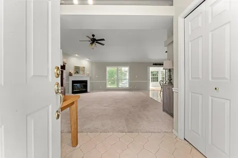 1108 Beaver Creek Lane Mahomet IL 61853