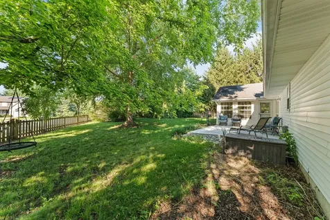 1108 Beaver Creek Lane Mahomet IL 61853