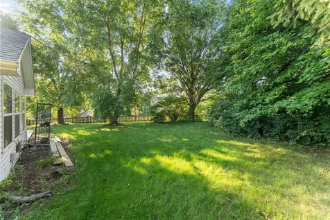 1108 Beaver Creek Lane Mahomet IL 61853