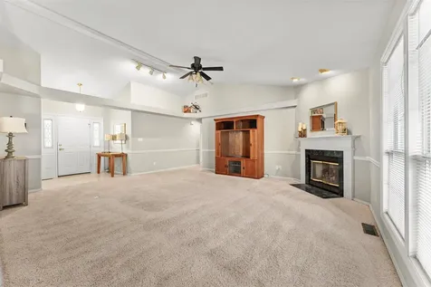 1108 Beaver Creek Lane Mahomet IL 61853