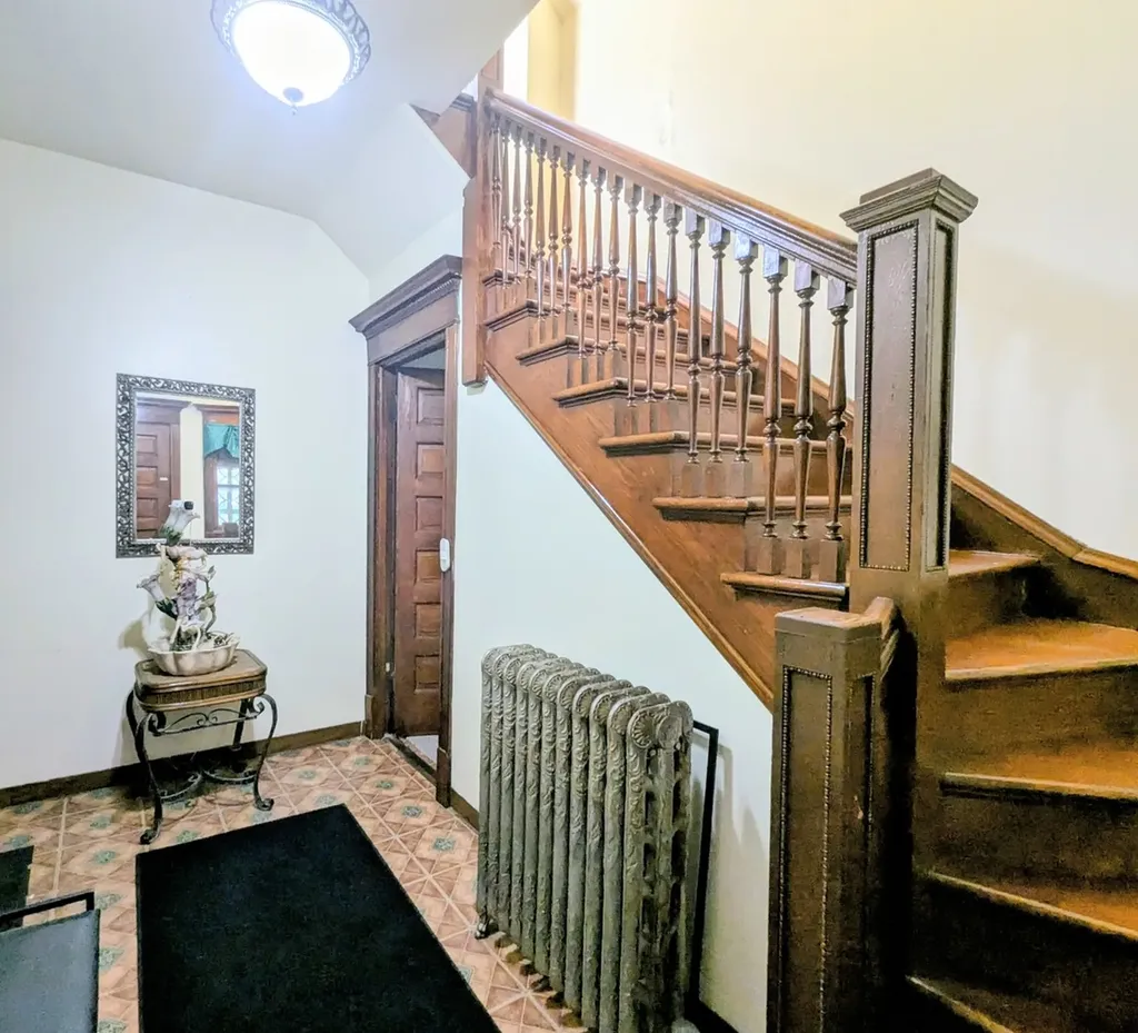 1257 North Rockwell Street Chicago IL 60622