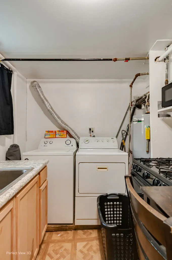 1257 North Rockwell Street Chicago IL 60622