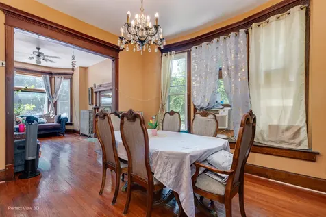 1257 North Rockwell Street Chicago IL 60622