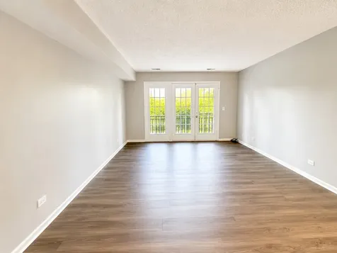520 Biesterfield Road Elk Grove Village IL 60007