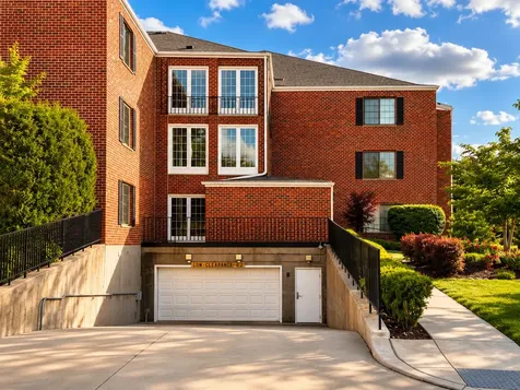520 Biesterfield Road Elk Grove Village IL 60007