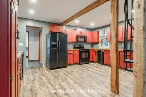 201 NW Lexington Street Iroquois IL 60945