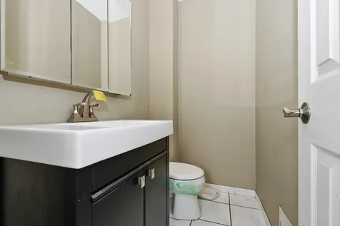 5909 West 99th Street Oak Lawn IL 60453