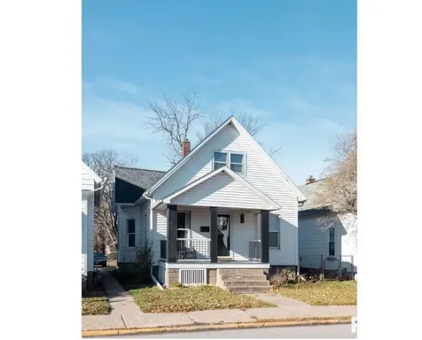 1326 38TH Street Rock Island IL 61201