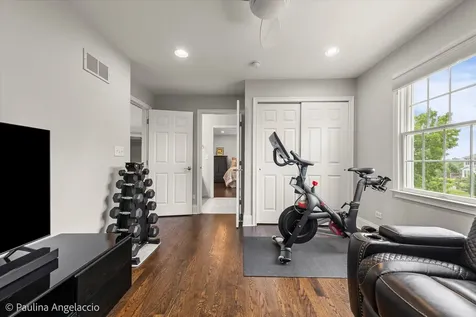 23 Crystal Downs Drive Hawthorn Woods IL 60047