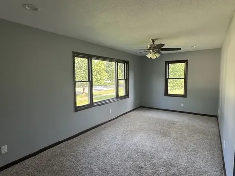 69 Hill Street Momence IL 60954