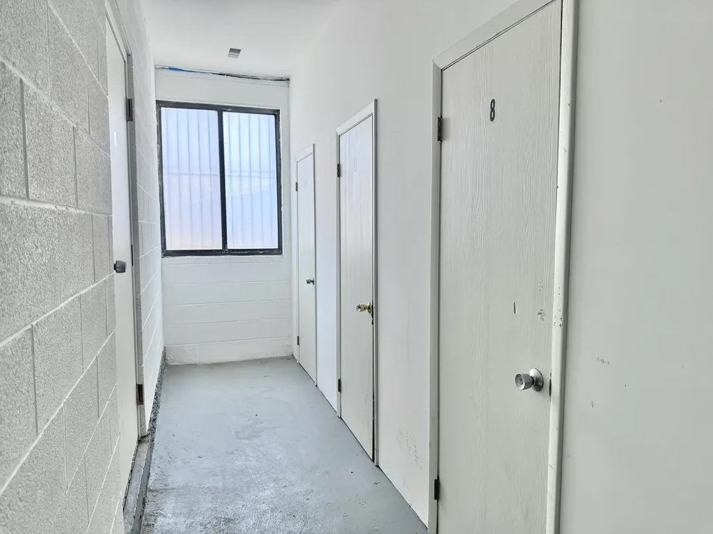 3217 West Bryn Mawr Avenue Chicago IL 60659