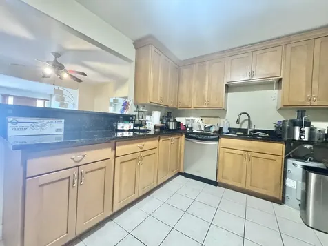 3217 West Bryn Mawr Avenue Chicago IL 60659