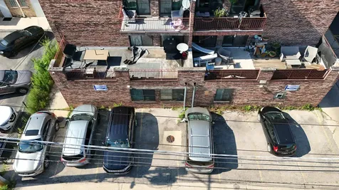 3217 West Bryn Mawr Avenue Chicago IL 60659
