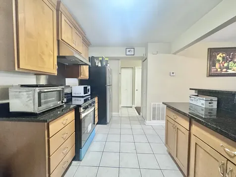 3217 West Bryn Mawr Avenue Chicago IL 60659