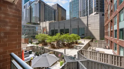 480 North Mcclurg Court Chicago IL 60611