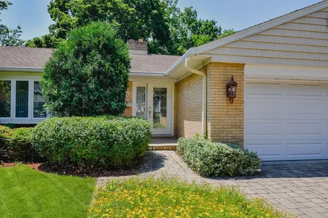 924 South Stone Avenue La Grange IL 60525