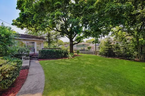 924 South Stone Avenue La Grange IL 60525