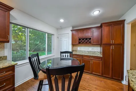 924 South Stone Avenue La Grange IL 60525