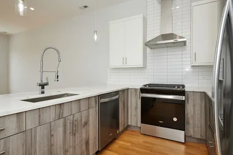 2139 West Madison Street Chicago IL 60612