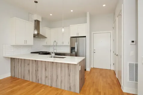 2139 West Madison Street Chicago IL 60612