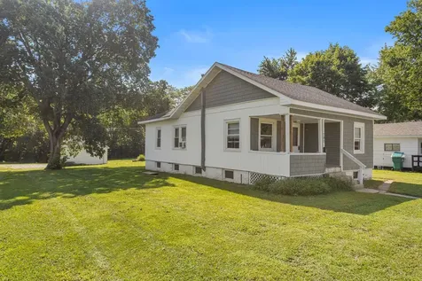 701 South Spruce Street Villa Grove IL 61956
