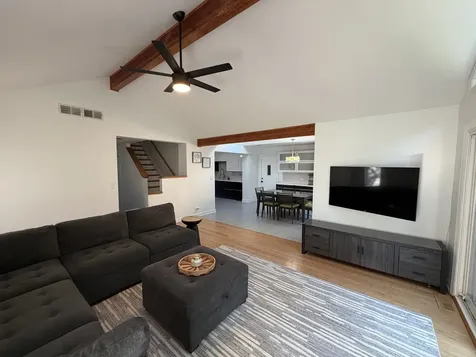 2283 Bellevue Place Northbrook IL 60062