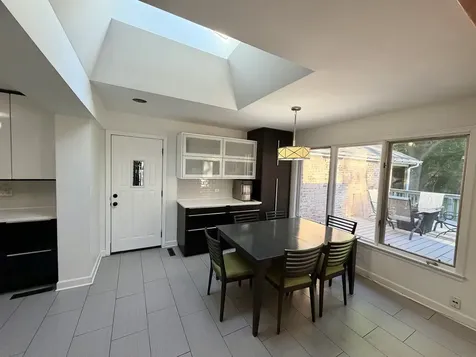 2283 Bellevue Place Northbrook IL 60062