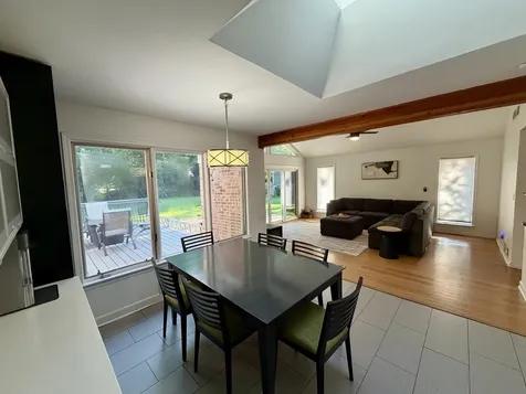 2283 Bellevue Place Northbrook IL 60062