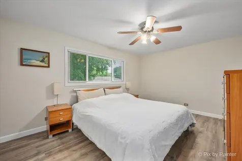 2631 North Stuart Drive Arlington Heights IL 60004